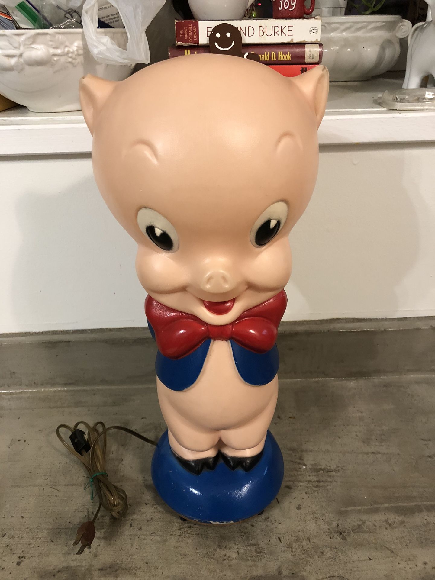 Vintage Porky Pig Lamp (works)