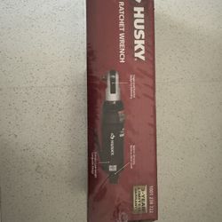 Husky 1/4 Air Ratchet 