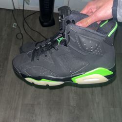 “electric Green” Jordan 6 Size 9.5
