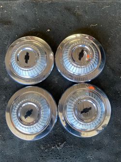 Set 4 Chevy Nova Chevelle Malibu Dog dish caps, Excellent Condition, sell all 4 $145.00 cash