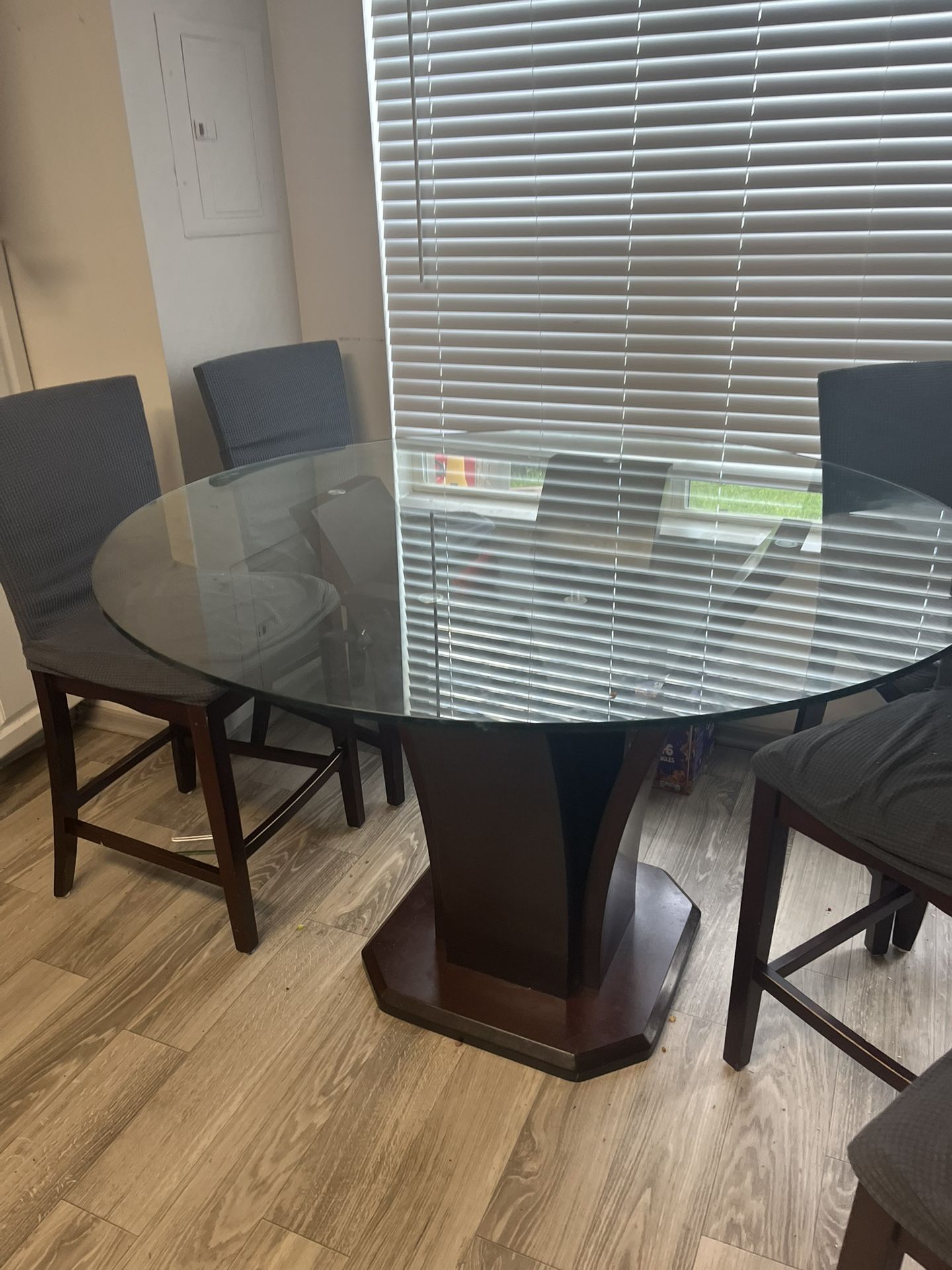 High Top Glass Top Table And Chairs 