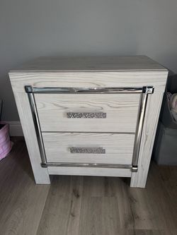 Night stand