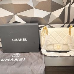 Chanel VIP for Sale in Lakeside, CA - OfferUp