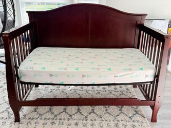 Childcraft crib with mattress