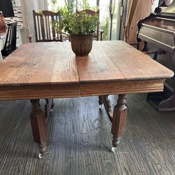 Antique excellent solid wood table $150