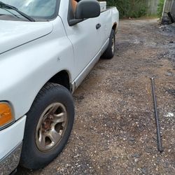 2005 Dodge Pick Up