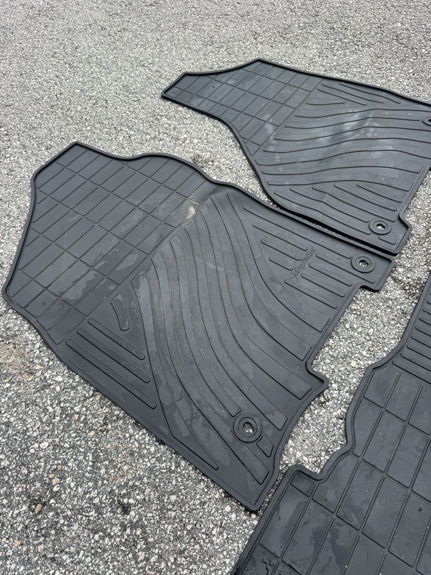 Floor mats For Dodge Ram