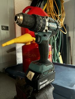 18V LXT Lithium-Ion Compact Brushless Cordless 1/2 in. Hammer Driver-Drill Kit with (2) 2.0Ah Batter