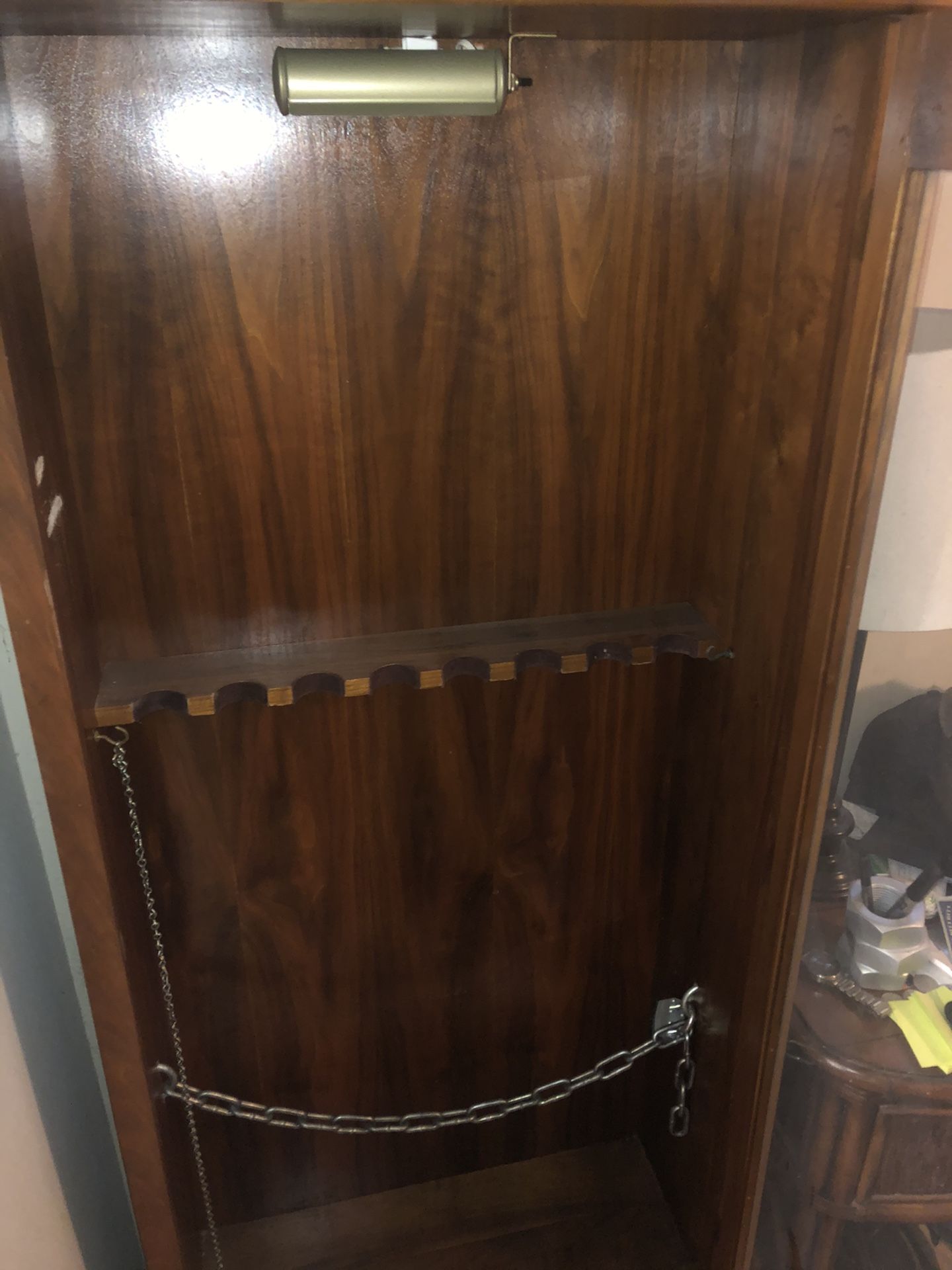 Display cabinet