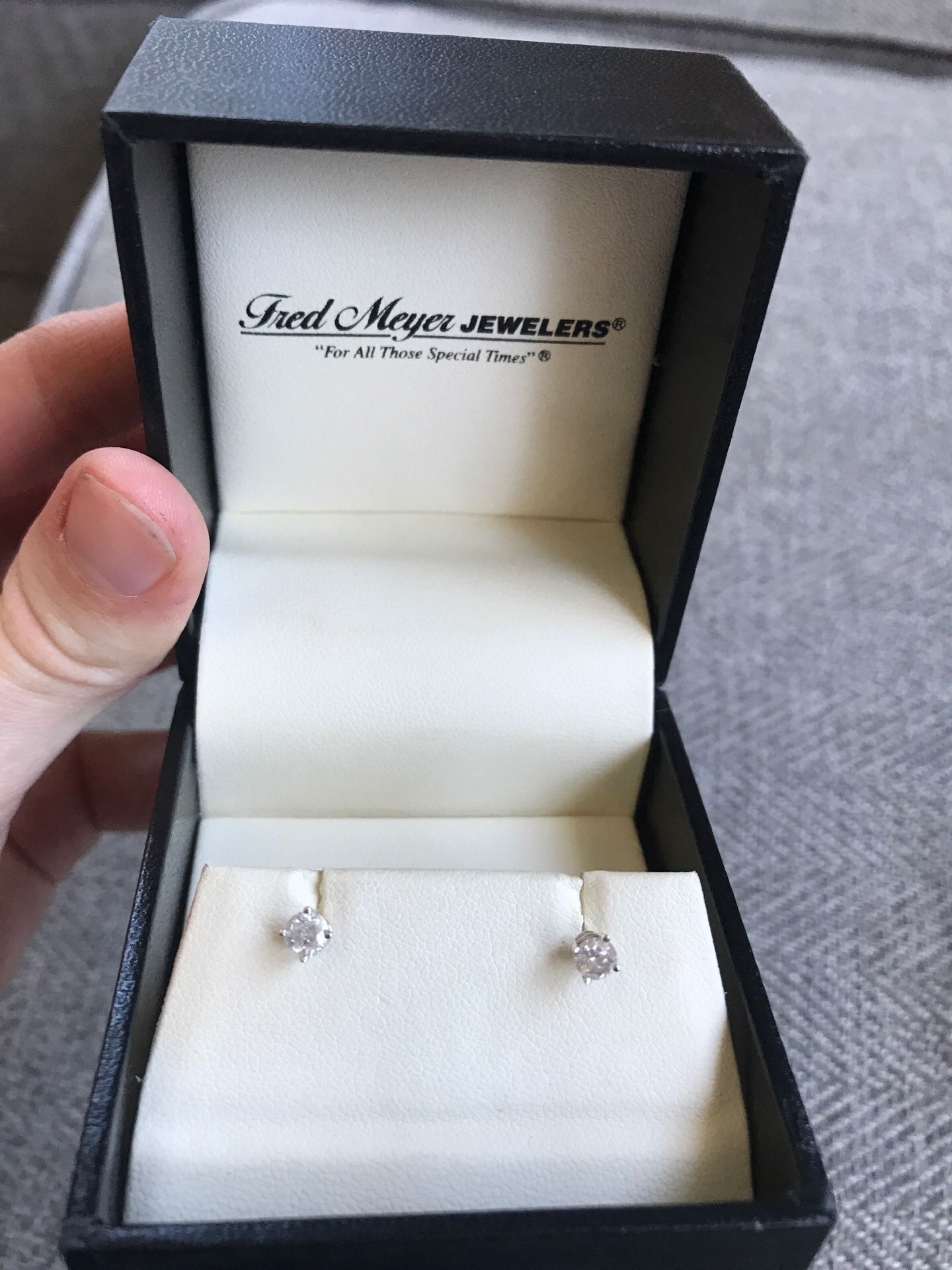 14kw 1/2 CTW Fred Meyer Jewelers Earrings