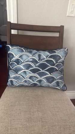 Accent pillow