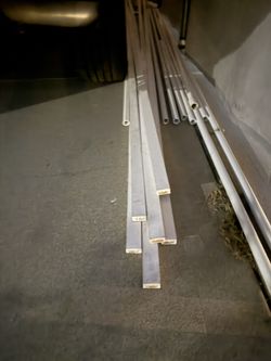 Unused Wayne Scotting Trim molding
