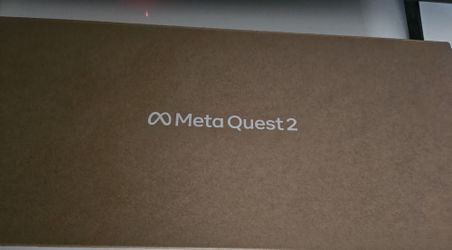 Meta Quest 2 vr headset