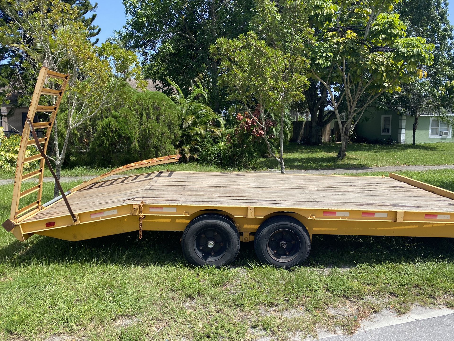 Equipment and Car Trailer. (Heavy Duty) 23 Ft
