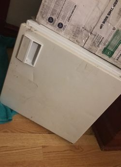 Mini Fridge