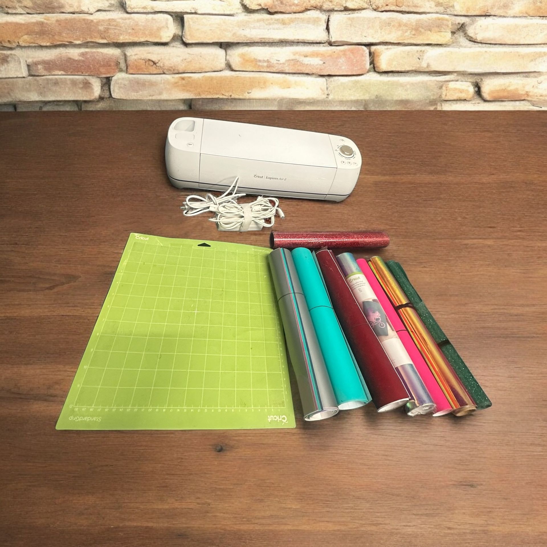 Cricut Explore Air 2 Bundle Cutting Machine
