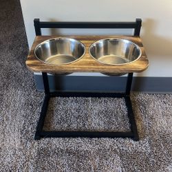Elevated Dog Bowl Stand