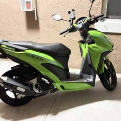 150cc Scooter