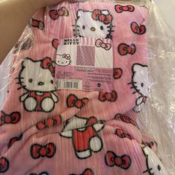 Hello Kitty Bow Blanket