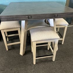 Dinning Room 