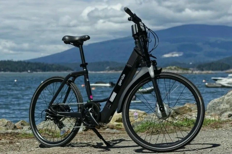 **** Full Size Electric Bike Genze E222 *** Retail $1,399 !!!