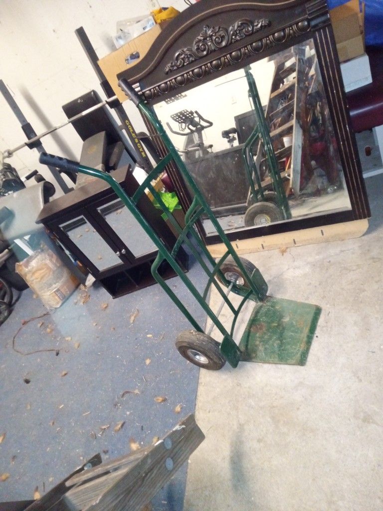 Dolly For Lifting Heavy Objects