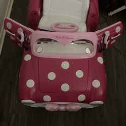 NEW MINNIE MOUSE TODDLER CAR 