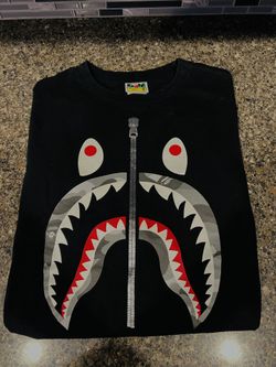 Bape shirt (medium)