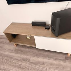 TV cabinet selling for free