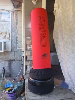 Century airstrike wavemaster inflated punching bag