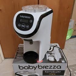 Baby Brezza Formula Pro Mini – Automatic Formula Maker