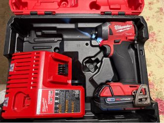 MILWAUKEE FUEL IMPACT KIT USED