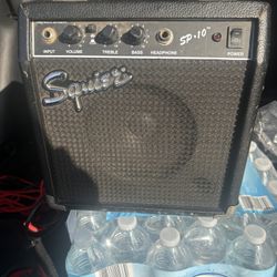 Squier Sp-10 Guitar Amplifier 