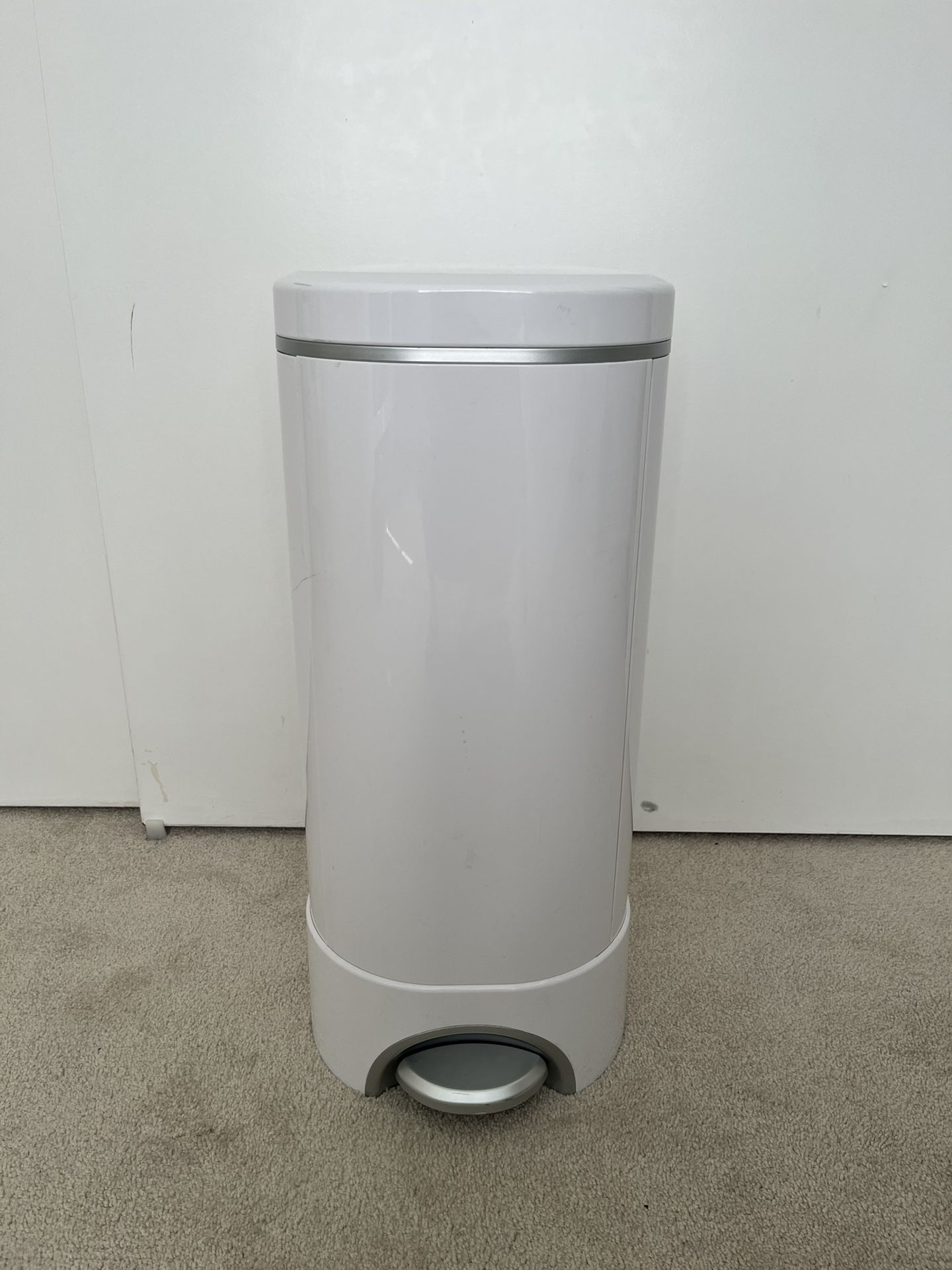 Munchkin Diaper Pail