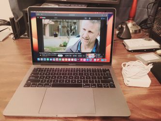 Apple MacBook Pro 17