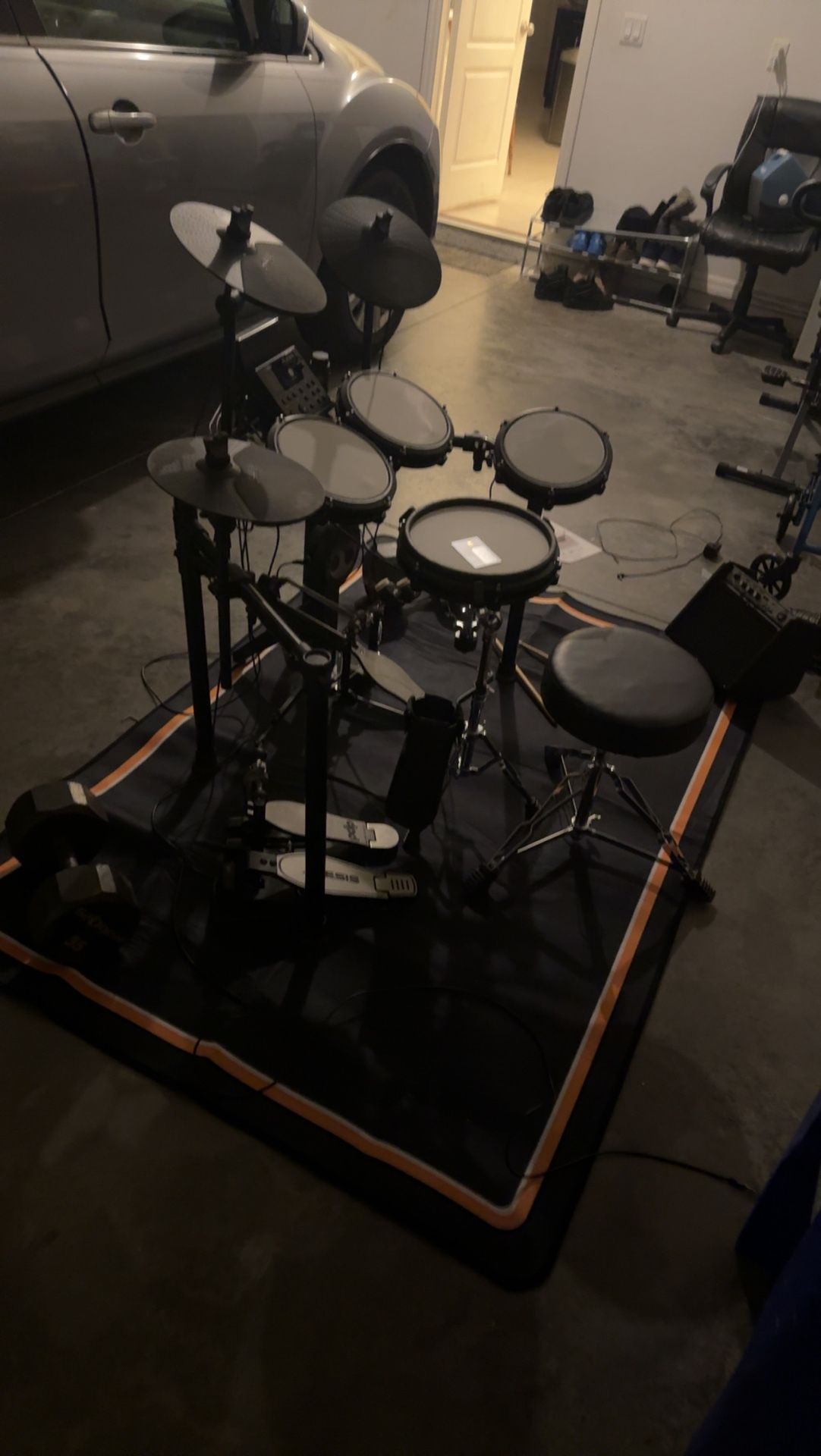 alesis nitro max kit
