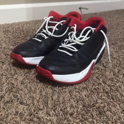 Jordans Red Black And White Size 9