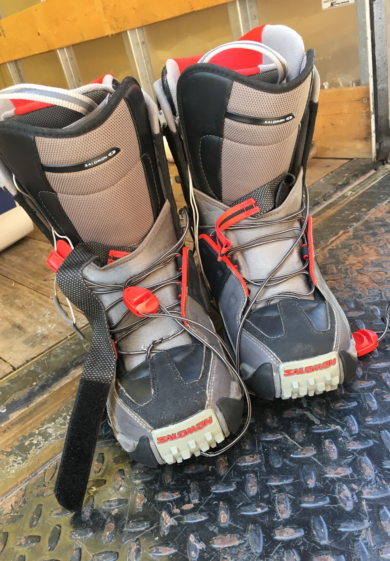 Salomon ski boots