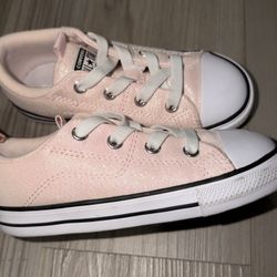 Girls Converse 10