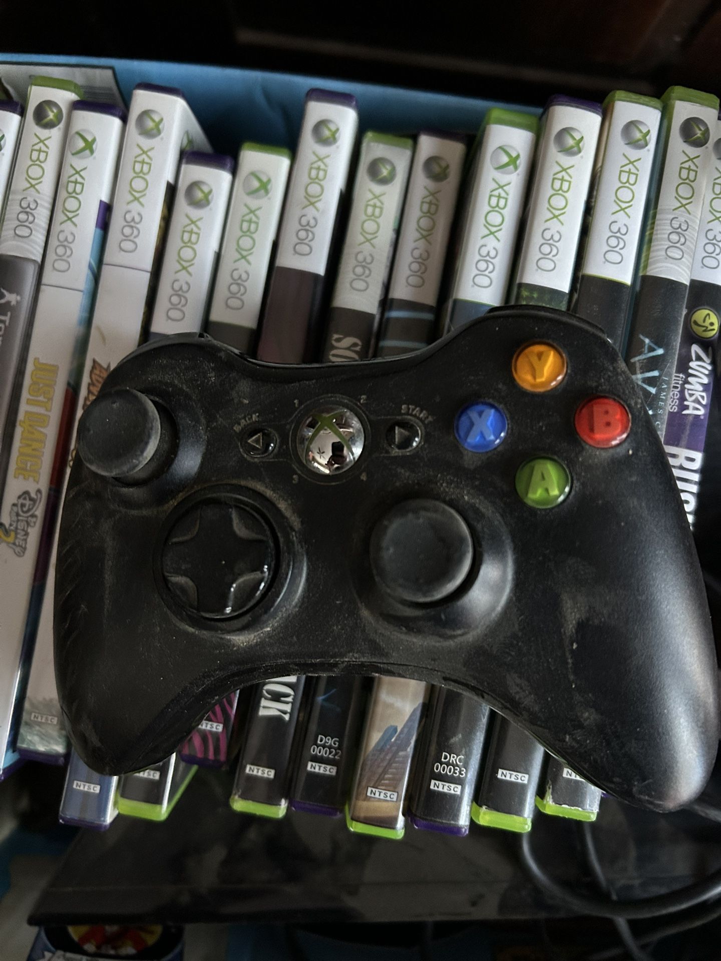 Xbox 360 With Controller And Games