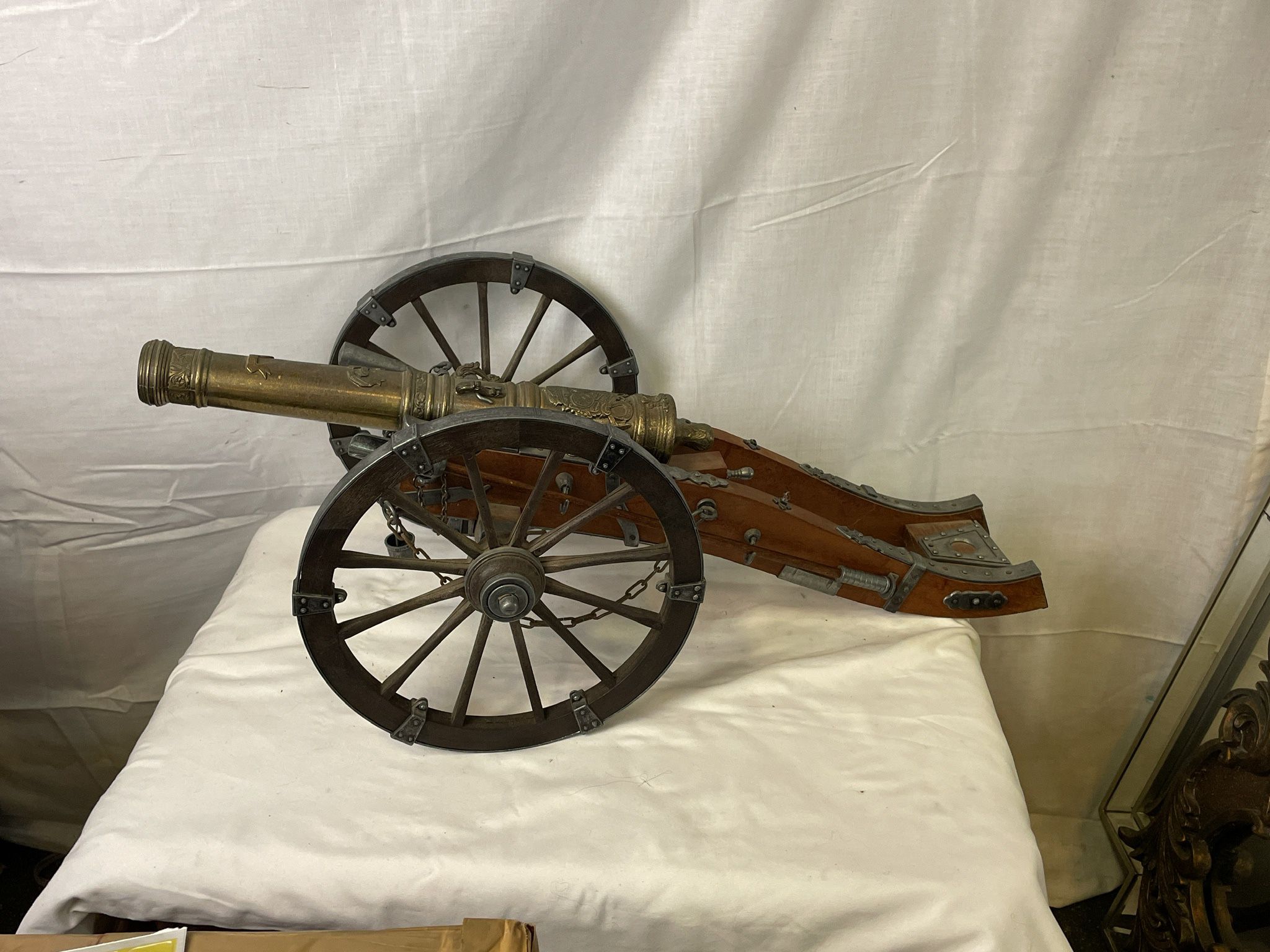 Denix 1/10 French 1700 Louis XIV Field Cannon 29” Long 17” Barrel Wood & Brass