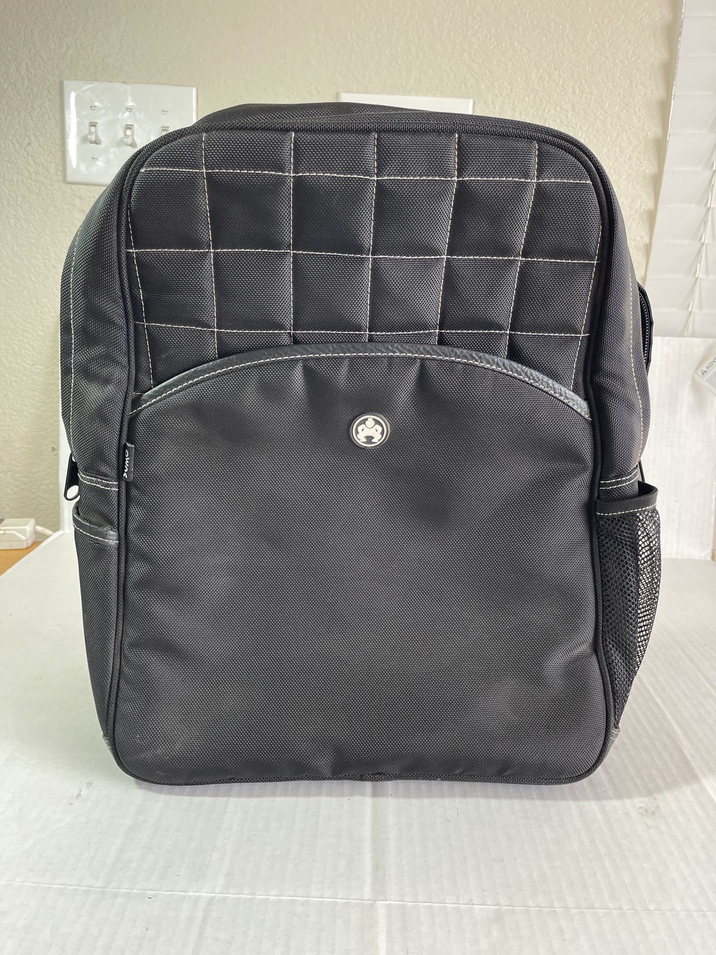 Sumo 17” Laptop Travel Backpack