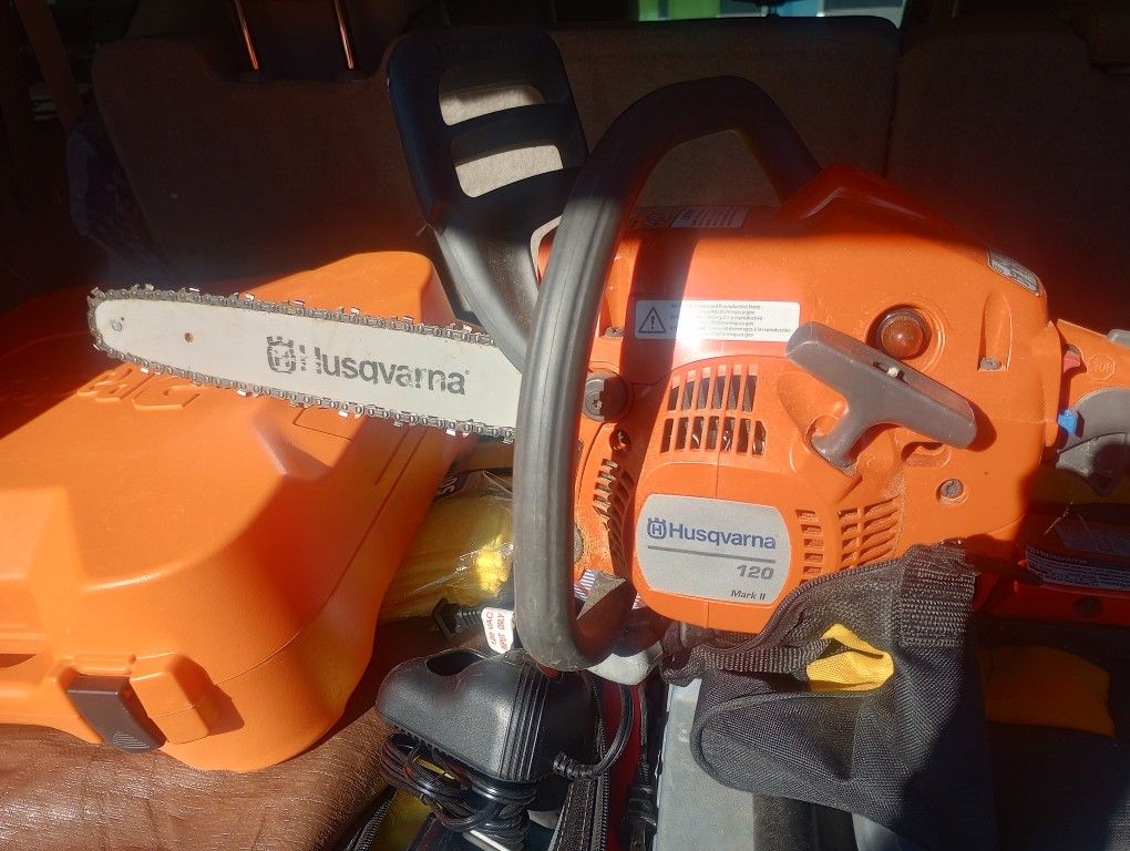 Chainsaw And Impulse Framing Gun 