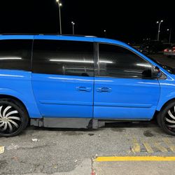 2005 Dodge Grand Caravan
