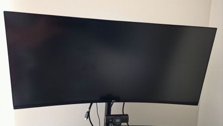 LG 35 inch ultrawide curved mpnitor