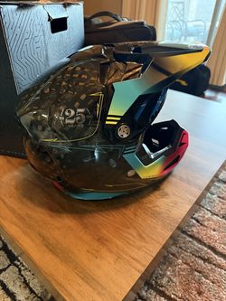 NIB Carbon Fly Moto Helmet- M