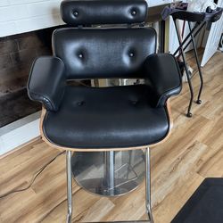 Styling Chair