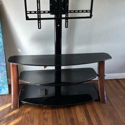 Free  Tv Stand