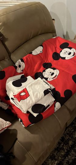 Mickey Bedspread & Sheet Set