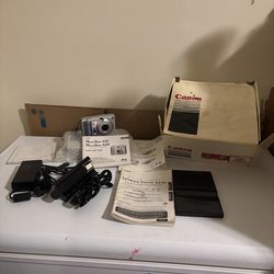 This is a canon, never used. I kept it for a while never used it. I’m letting it go for $25. Those collectors out there give me a ring and we’ll talk.